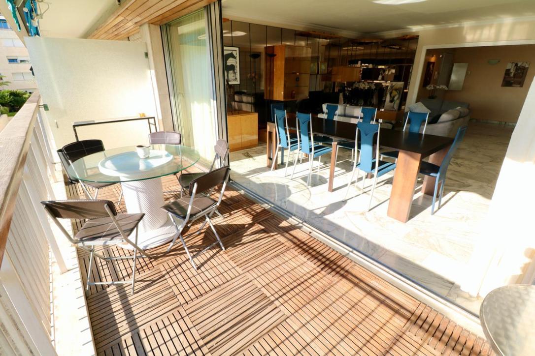 2, 3 And 4 Bedroom Sea View Forville Apartments 5 Mins From The Palais Cannes Exteriér fotografie